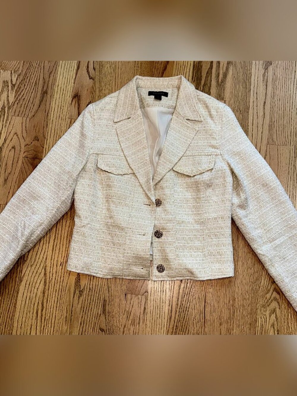 Halogen Cream Gold Tweed Cropped Jacket Gold Filigree Buttons Size 10